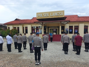 Personel Polsek Langsa Laksanakan Apel Pagi dan Penguatan Tugas Kepolisian