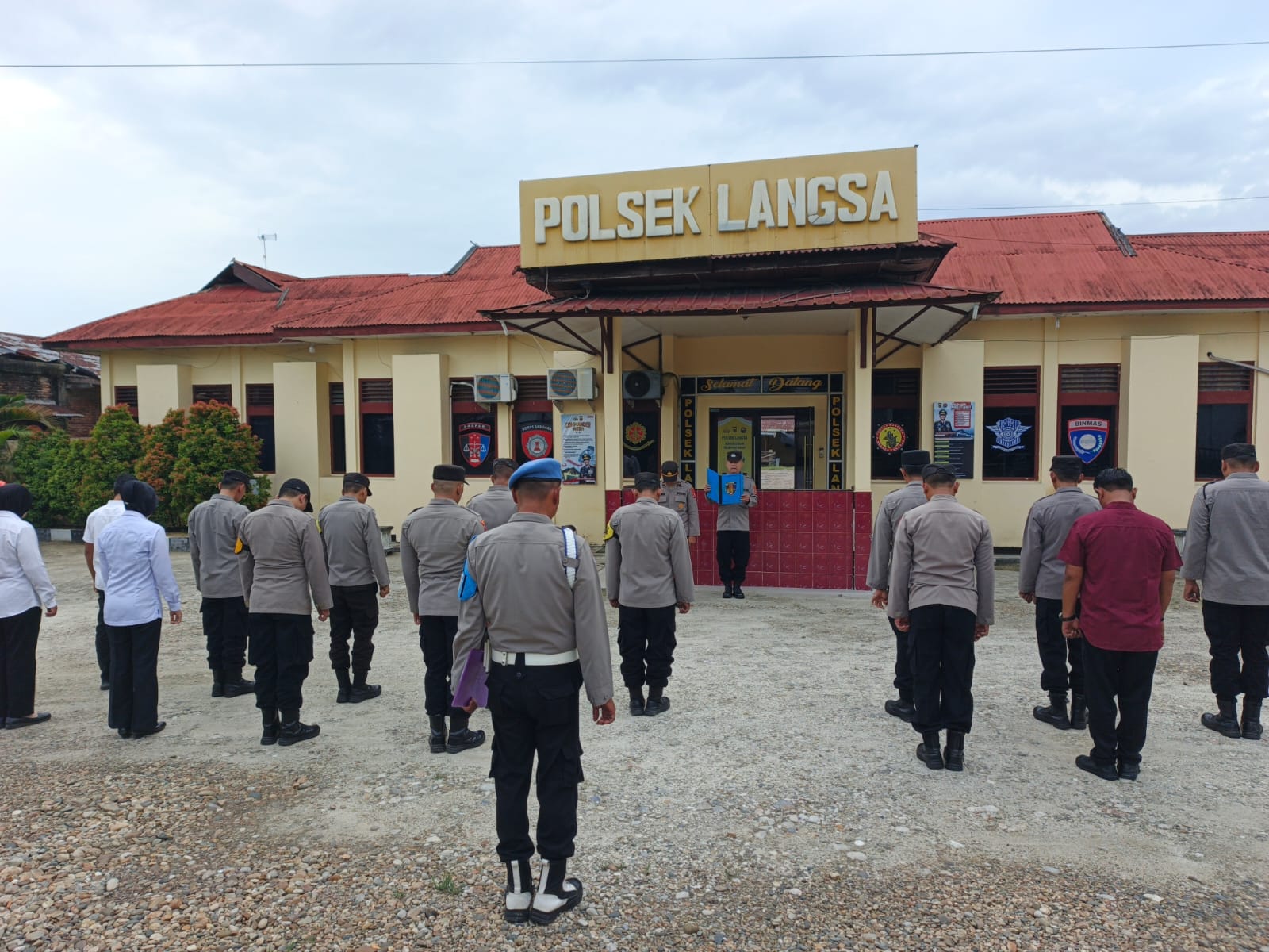 Personel Polsek Langsa Laksanakan Apel Pagi dan Penguatan Tugas Kepolisian