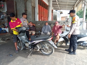 Polsek Birem Bayeun Gelar Patroli Harkamtibmas untuk Ciptakan Rasa Aman di Tengah Masyarakat