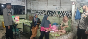Patroli Malam Polsek Langsa Barat Intensifkan Pemantauan Aktivitas Warga Demi Kamtibmas Kondusif
