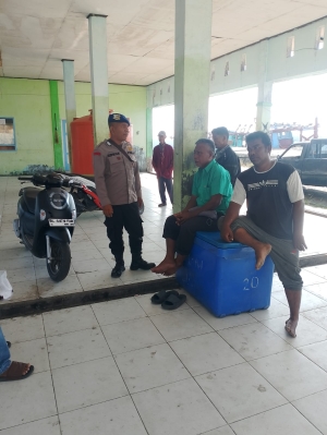 Sat Polairud Polres Langsa Tingkatkan Patroli Dialogis untuk Keselamatan Nelayan dan Pengguna Jasa Laut
