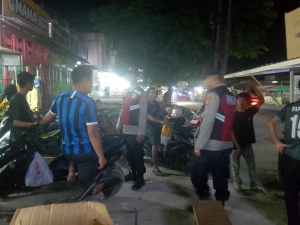 Patroli Malam Polsek Manyak Payed Jaga Keamanan Wilayah dan Pantau Aktivitas Masyarakat
