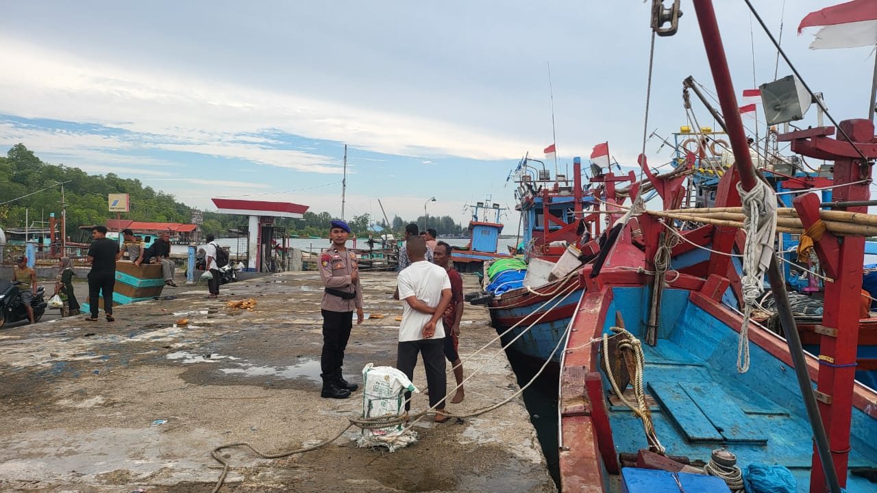 Patroli Dialogis Sat Polairud Polres Langsa Perkuat Keselamatan Nelayan di Perairan Kuala Langsa