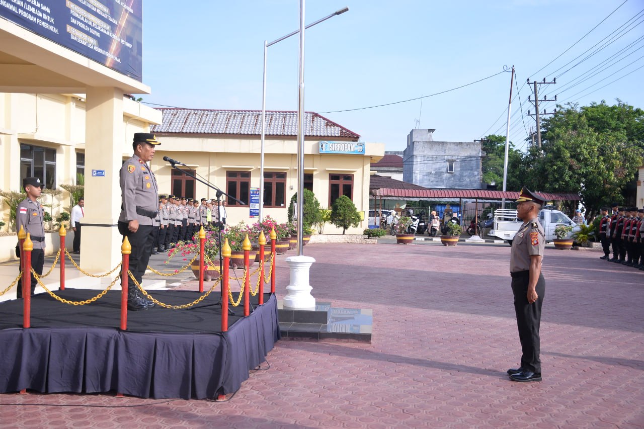 Polres Langsa Gelar Upacara Kenaikan Pangkat Pengabdian sebagai Bentuk Apresiasi Dedikasi Personel