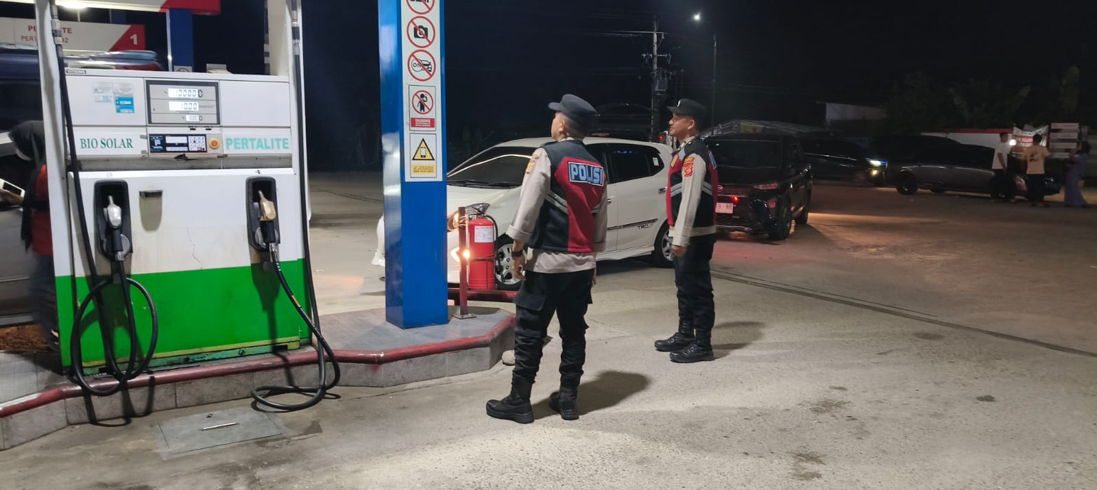 Patroli Dialogis Malam Hari Polsek Rantau Selamat Perkuat Keamanan dan Kedekatan dengan Masyarakat