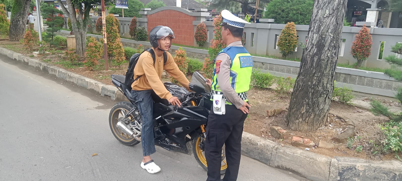 Satlantas Polres Langsa Tindak Tegas Pengguna Knalpot Brong Melalui Patroli Hunting System