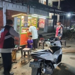 Patroli Malam Polsek Manyak Payed Ciptakan Rasa Aman di Tengah Aktivitas Masyarakat