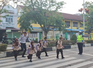 Satlantas Polres Langsa Intensifkan Strong Point Pagi untuk Kelancaran Aktivitas Masyarakat
