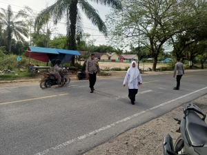 Polsek Sungai Raya Tingkatkan Pelayanan Pagi Melalui Protap 01 di Kawasan Sekolah