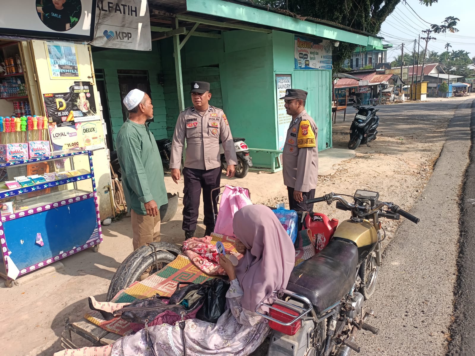 Patroli Pagi Polsek Langsa Barat Fokus Pantau Kawasan Hunian dan Aktivitas Warga