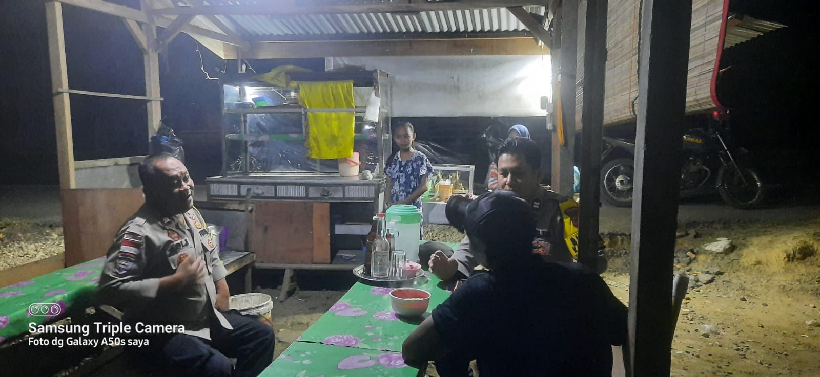 Patroli Malam Polsek Sungai Raya Jaga Stabilitas Kamtibmas di Wilayah Kecamatan Sungai Raya