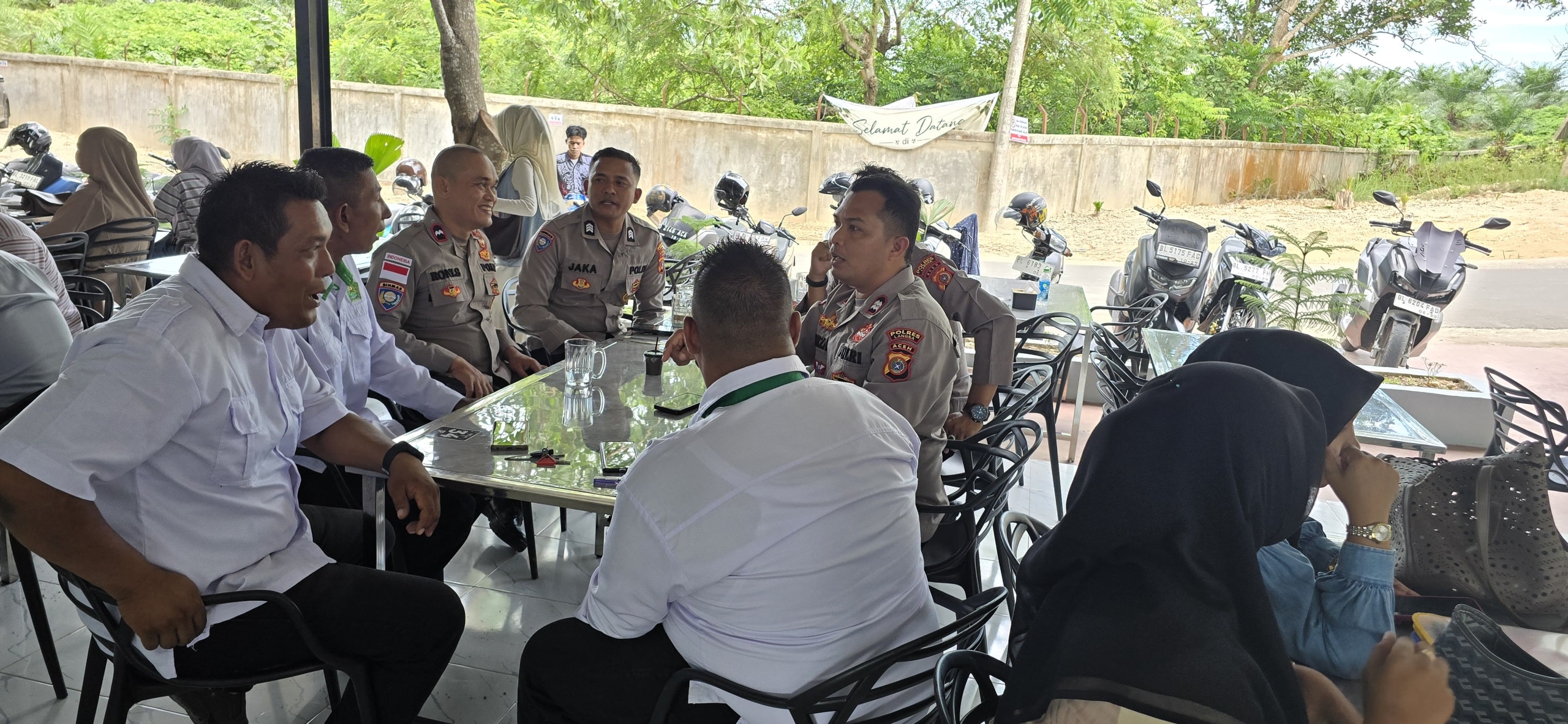Sat Binmas Polres Langsa Perkuat Kemitraan dengan Tokoh Masyarakat Melalui Kegiatan Sambang