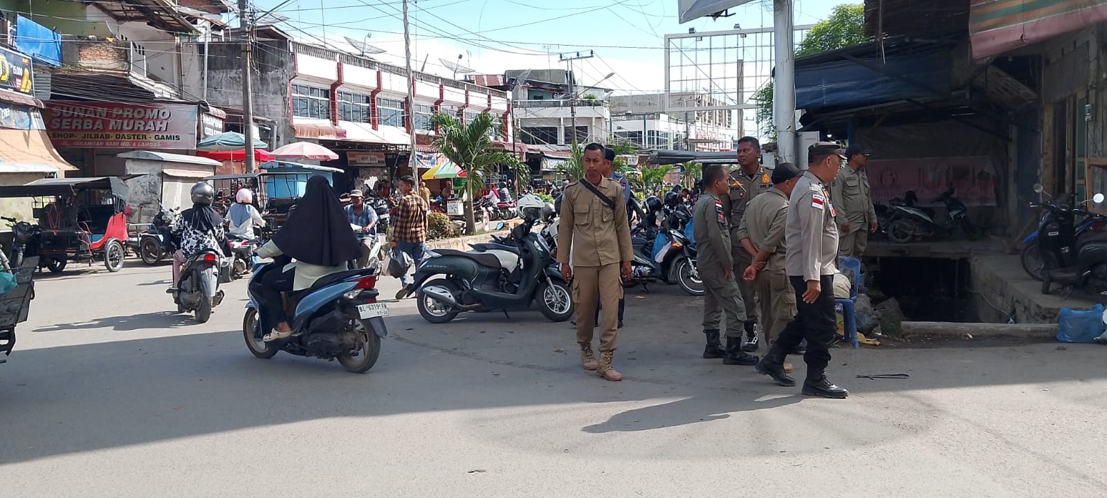 Polsek Langsa Bersama Satpol PP Sosialisasikan Penataan PKL di Kawasan Pasar Induk Kota Langsa