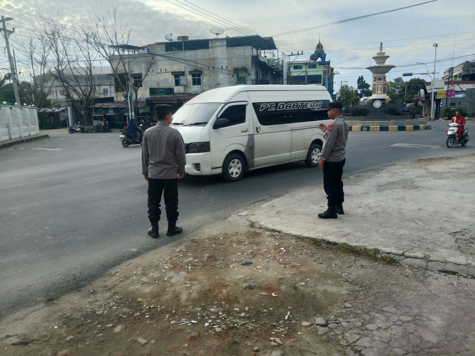 Polsek Langsa Optimalkan Pelayanan Pagi Melalui Pengaturan Lalu Lintas di Titik Rawan Kepadatan