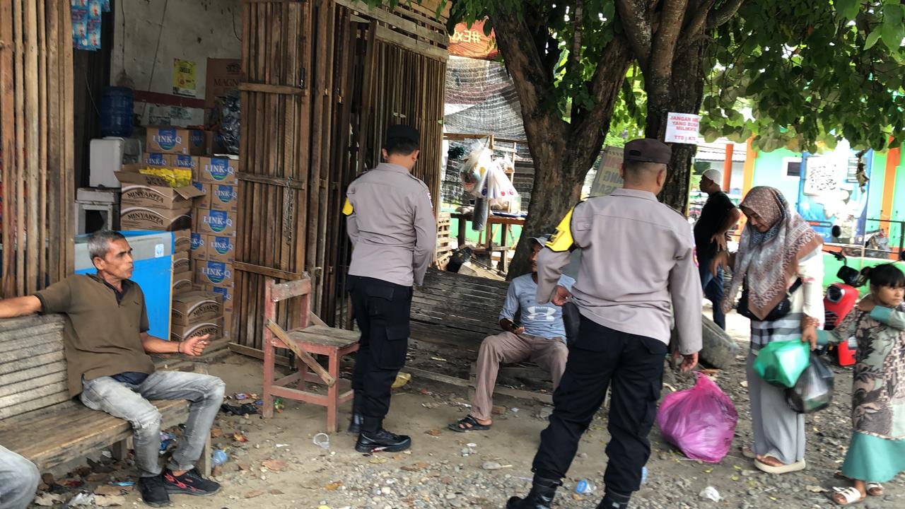 Polsek Sungai Raya Gelar Patroli Harkamtibmas untuk Pantau Aktivitas Masyarakat