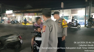 Patroli malam Polsek Sungai Raya jaga kondusivitas wilayah dan pantau aktivitas masyarakat