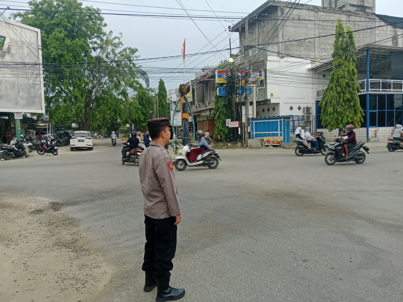 protap 01 polsek langsa hadirkan pelayanan pagi demi kelancaran lalu lintas