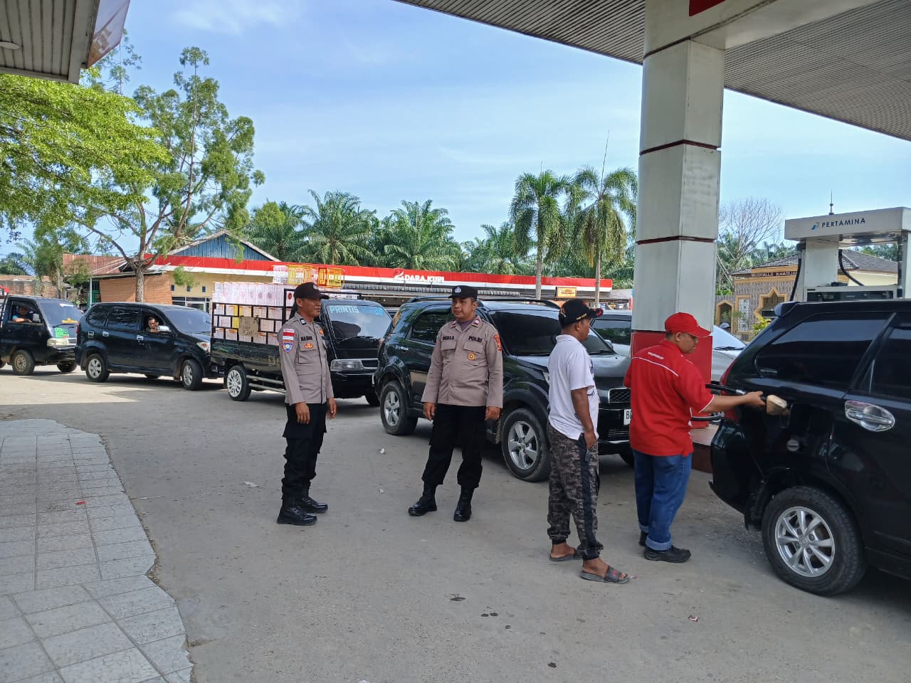 giat patroli antisipasi guantibmas di manyak payed, polisi pastikan aktivitas masyarakat berlangsung aman