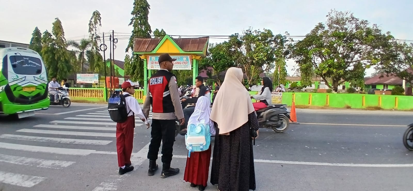 Polsek Manyak Payed Laksanakan Protap 01 di Sejumlah Sekolah untuk Wujudkan Kamseltibcarlantas