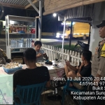 Patroli Malam Polsek Sungai Raya Perkuat Harkamtibmas di Wilayah Bukit Selamat