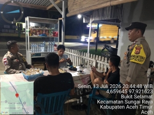 Patroli Malam Polsek Sungai Raya Perkuat Harkamtibmas di Wilayah Bukit Selamat
