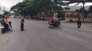 Polsek Rantau Selamat Optimalkan Strong Point Pagi demi Kelancaran Arus Lalu Lintas