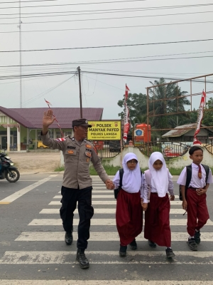 Polsek Manyak Payed Optimalkan Strong Point Pagi untuk Wujudkan Pelayanan Prima kepada Masyarakat