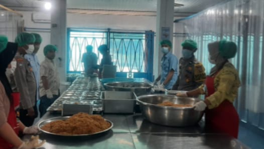 Polsek Rantau Selamat Awasi Dapur MBG untuk Pastikan Distribusi Makanan Bergizi Berjalan Optimal