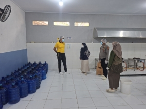 Polsek Birem Bayeun Lakukan Sambang Dapur SPPG untuk Dukung Program Makan Bergizi Gratis