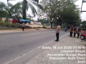 Polsek Sungai Raya Laksanakan Protap 01 untuk Wujudkan Keselamatan Berlalu Lintas di Kawasan Sekolah