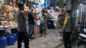 Patroli Malam Polsek Sungai Raya Wujudkan Situasi Kamtibmas Aman dan Kondusif.          