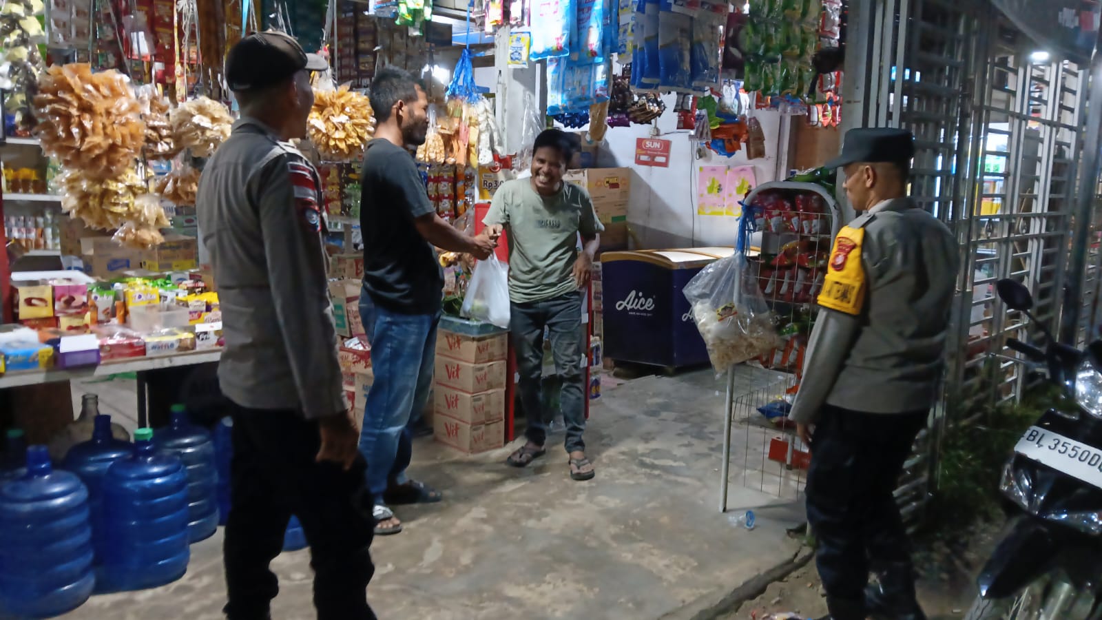 Patroli Dialogis Polsek Rantau Selamat Perkuat Kehadiran Polri di Tengah Masyarakat