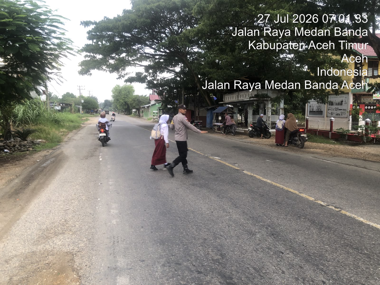 Polsek Rantau Selamat Laksanakan Strong Point Pagi untuk Wujudkan Kelancaran Arus Lalu Lintas