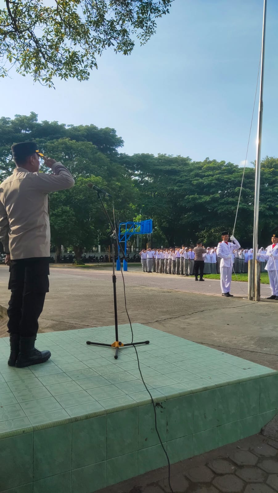 Polisi Saweu Sikula, Polres Langsa Tanamkan Disiplin dan Cegah Kenakalan Remaja di SMAN 1 Langsa