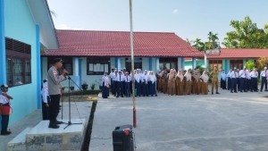 Polisi Saweu Sikula Hadir di SMP Negeri 5 Langsa, Perkuat Pembinaan Karakter dan Disiplin Pelajar