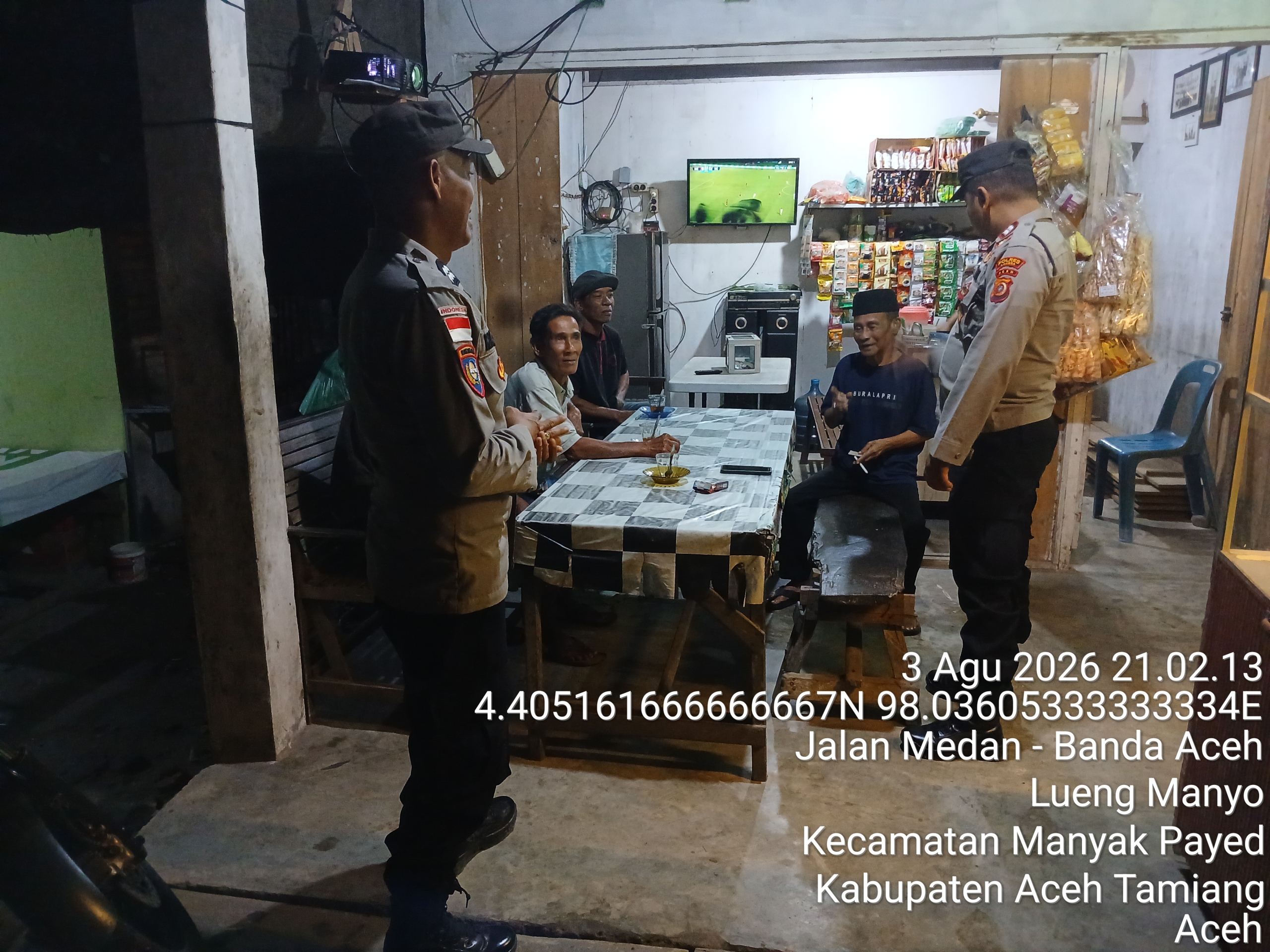 Polsek Manyak Payed Intensifkan Patroli Malam untuk Menjaga Kondusivitas Wilayah