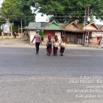 Polsek Rantau Selamat Hadirkan Strong Point Pagi untuk Wujudkan Kelancaran Lalu Lintas dan Pelayanan Masyarakat