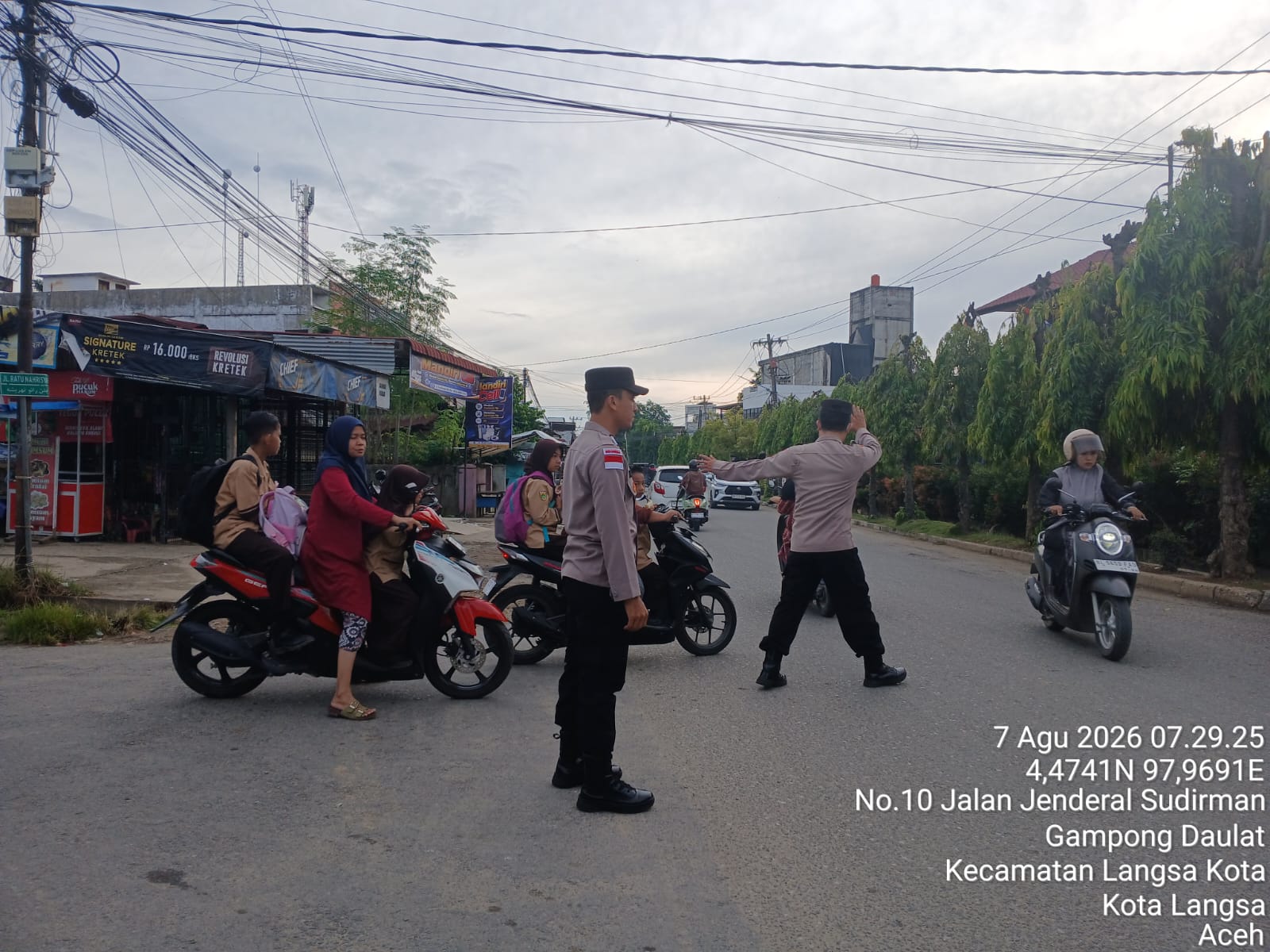 Polsek Langsa Tingkatkan Pelayanan Masyarakat Melalui Giat Protap 01