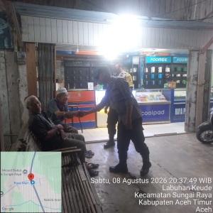 Patroli Malam Polsek Sungai Raya Perkuat Harkamtibmas di Tengah Aktivitas Masyarakat