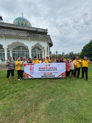 Polsek Sungai Raya Gelar Bakti Sosial Sambut HUT Kemerdekaan RI