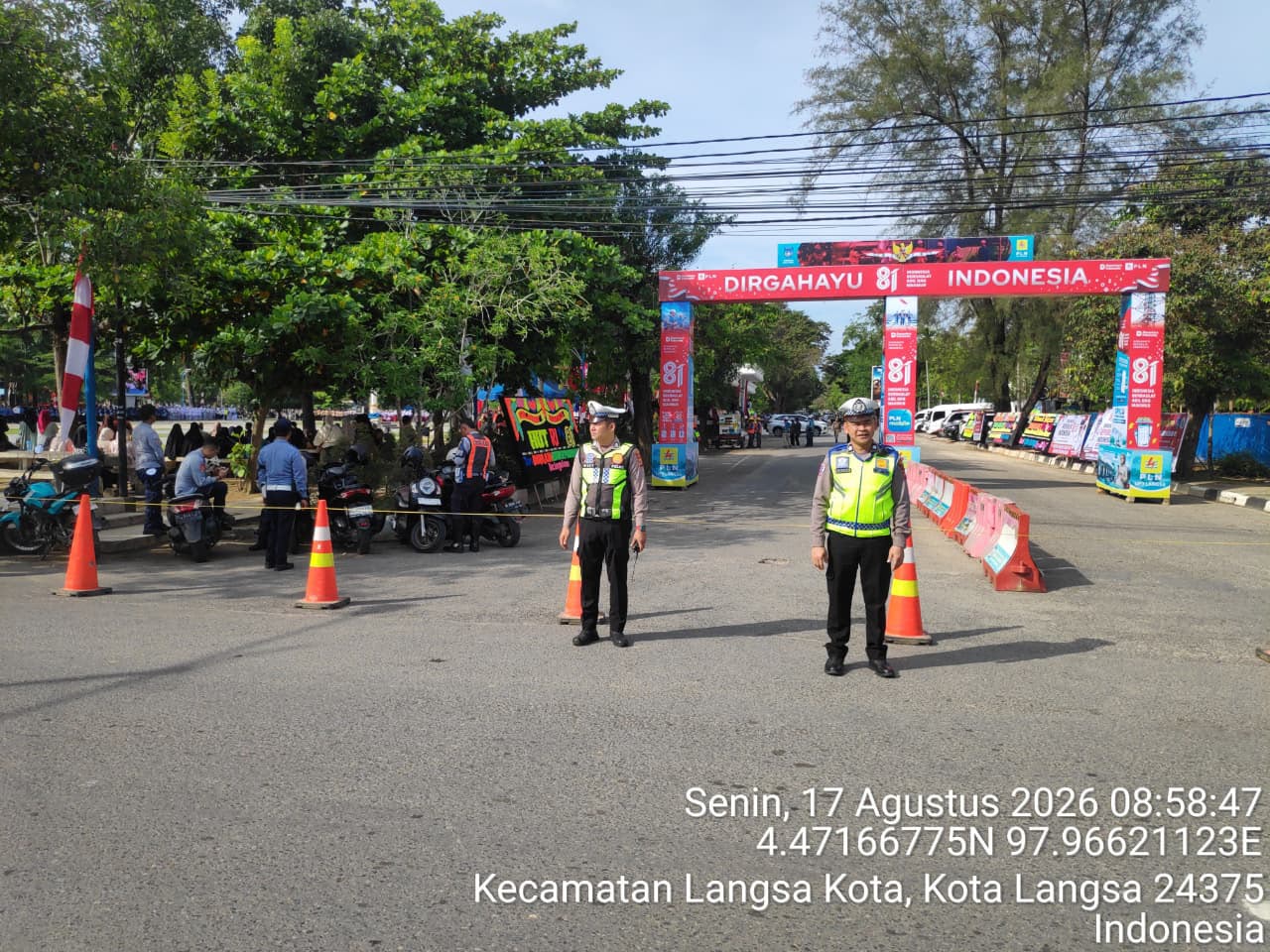 Sat Lantas Polres Langsa Amankan Upacara HUT Ke-81 Kemerdekaan RI Di Lapangan Merdeka