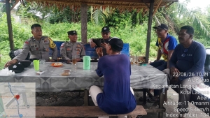 Polsek Langsa Barat Pantau Aktivitas Warga Melalui Patroli Harkamtibmas