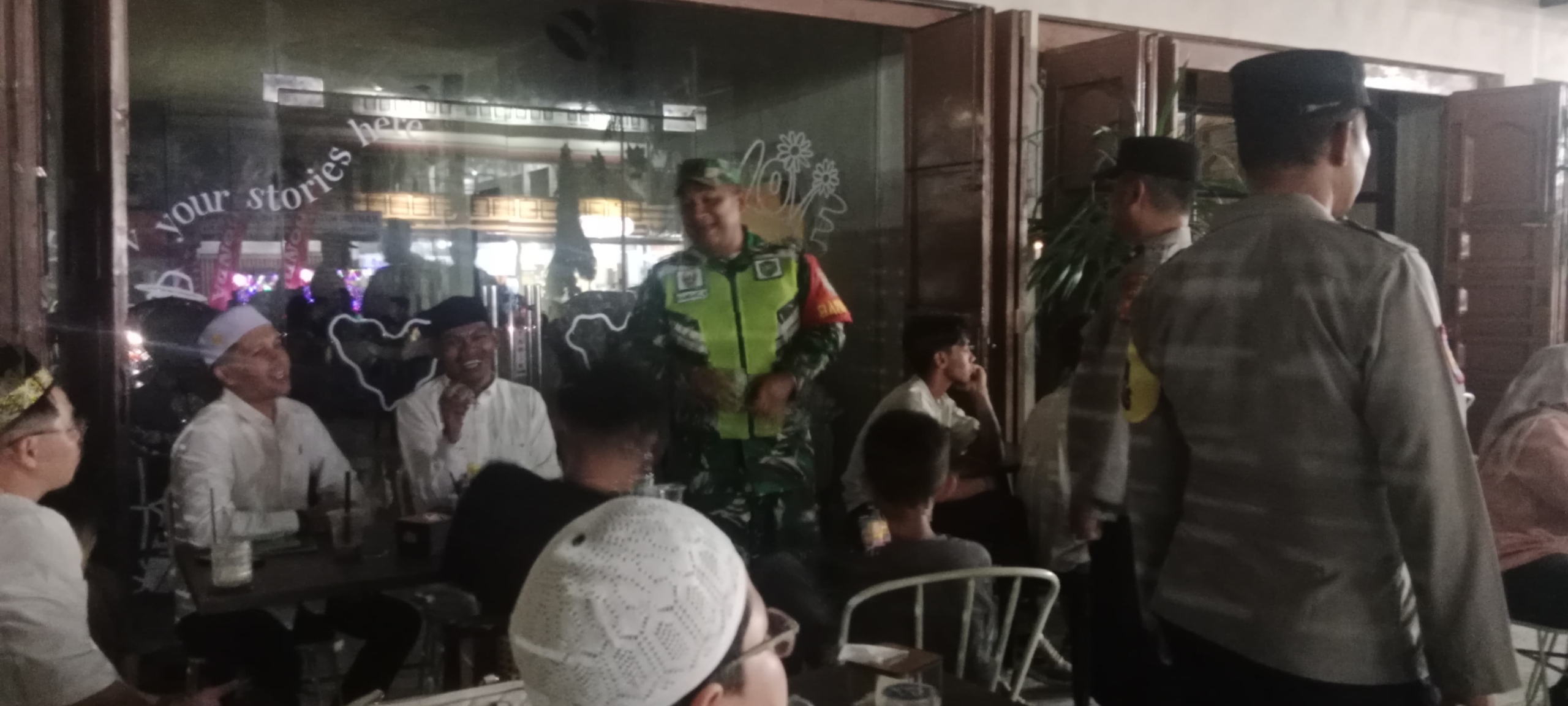 Patroli Gabungan TNI-Polri Pastikan Situasi Kondusif Pasca Hari Damai Aceh Ke-21