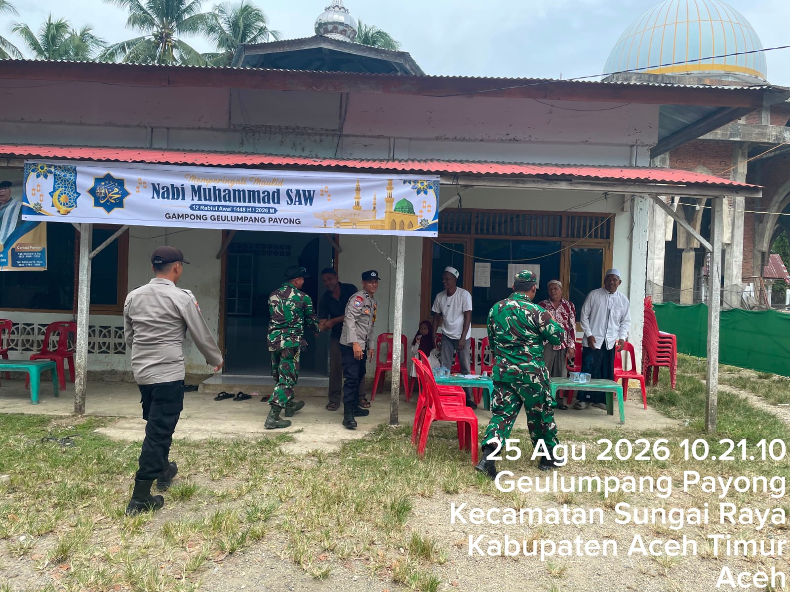 Patroli Bersama TNI-Polri Pantau Aktivitas Masyarakat Jelang Maulid Nabi Di Sungai Raya