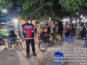 Polsek Manyak Payed Tingkatkan Patroli Malam Jaga Kondusivitas Wilayah