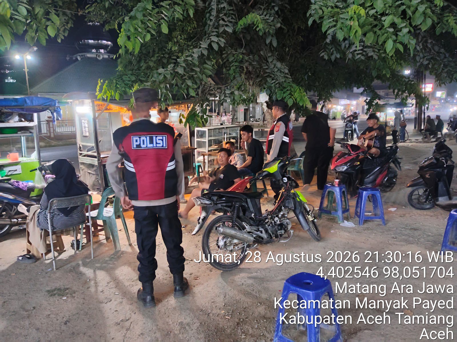 Polsek Manyak Payed Tingkatkan Patroli Malam Jaga Kondusivitas Wilayah