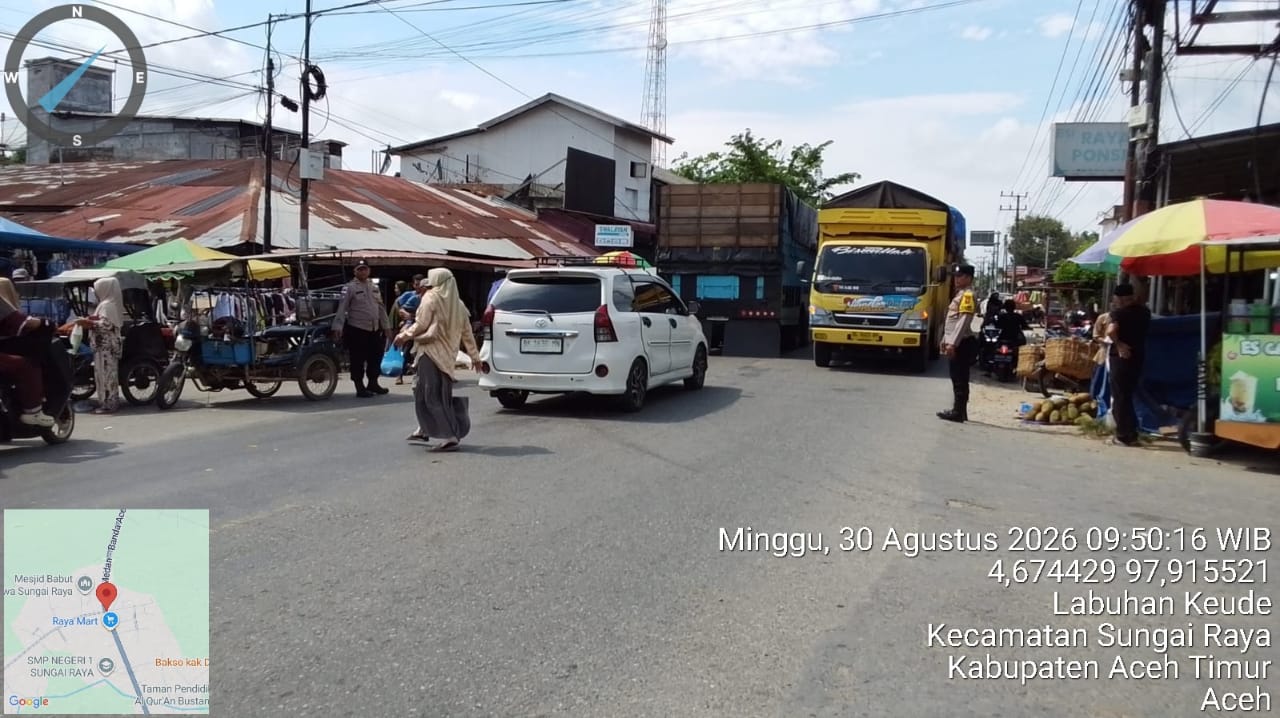 Polsek Sungai Raya Hadirkan Pelayanan Kepolisian Di Simpang Pasar Pekan