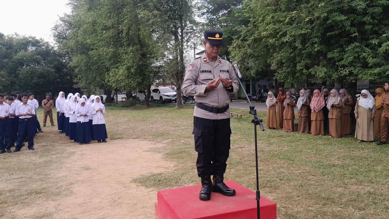 Polisi Saweu Sikula, Satbinmas Polres Langsa Berikan Motivasi dan Edukasi kepada Pelajar SMPN 2 Langsa