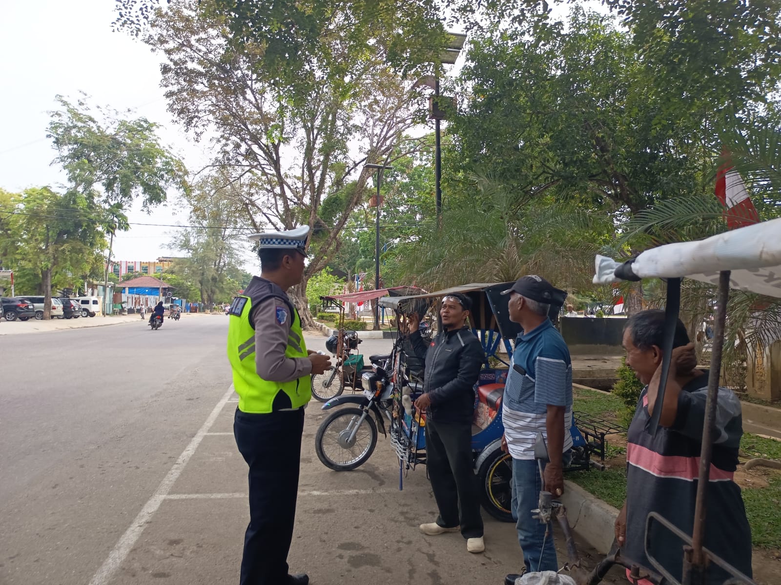 Sat Lantas Polres Langsa Edukasi Pengendara Becak Motor untuk Wujudkan Keselamatan Berlalu Lintas