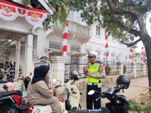 Satlantas Polres Langsa Edukasi Pelanggar Lalu Lintas, Dorong Kesadaran Berkendara Yang Aman